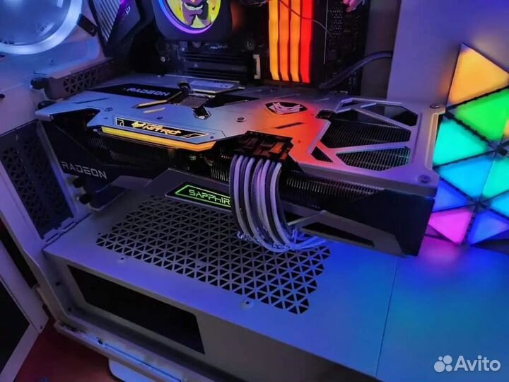 Sapphire RX 6750 XT Nitro+