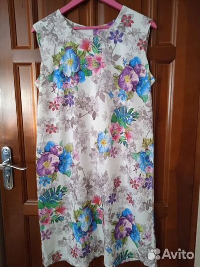 Продаю платья