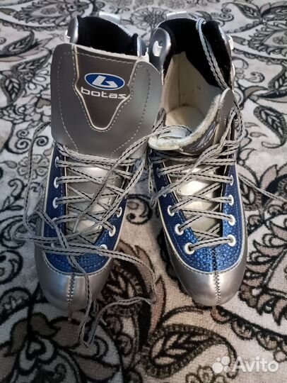 Коньки фигурные