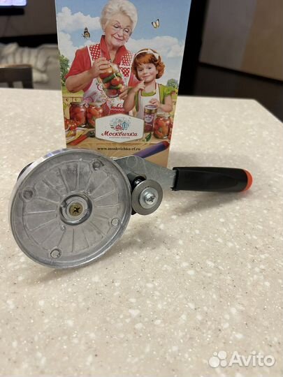 Закаточная машинка полуавтомат улитка