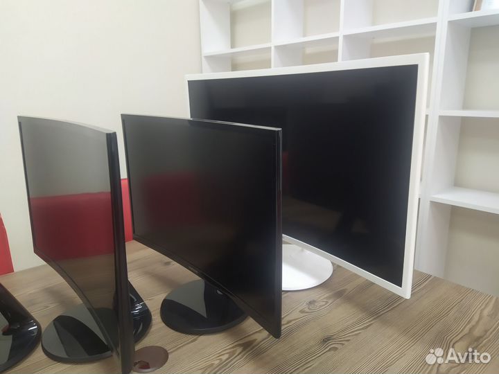 Изогнутые мониторы