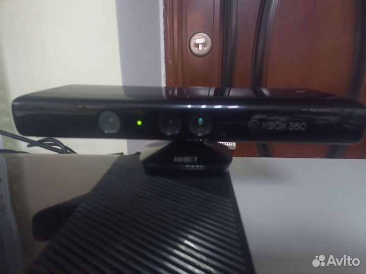 Xbox 360 freeboot 500gb+ kinect+2 джойстика