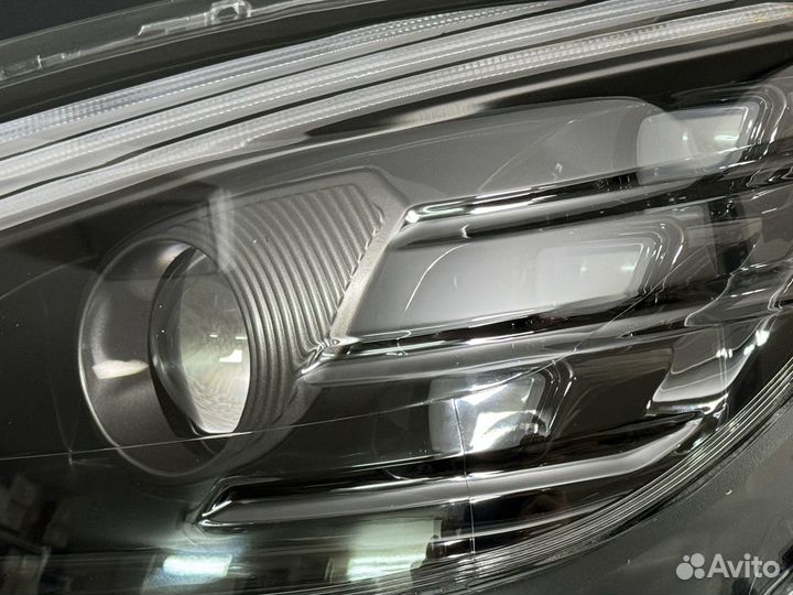 Светодиодные LED фары Mercedes-Benz C-class W204