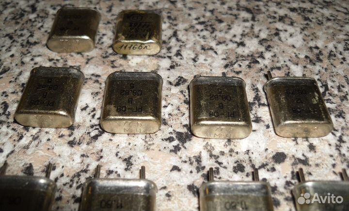 Кварцы разные