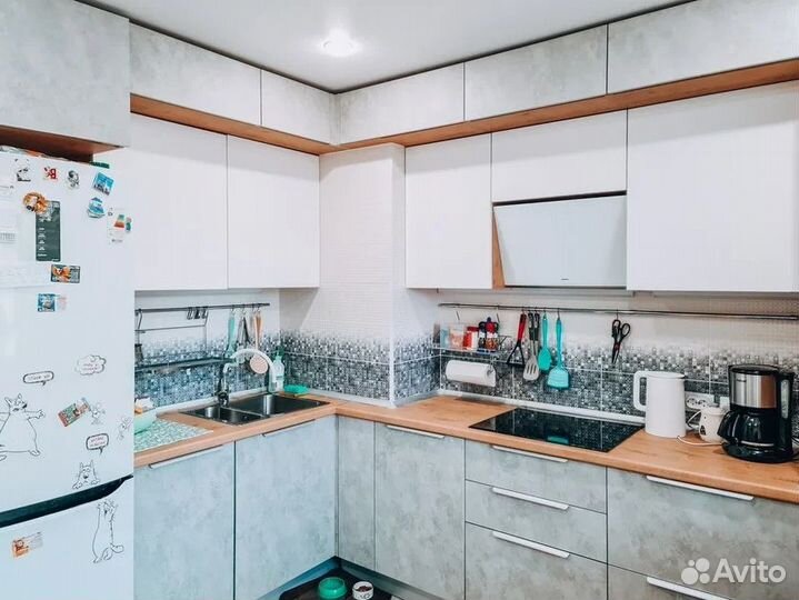 Кухонная мебель в потолок