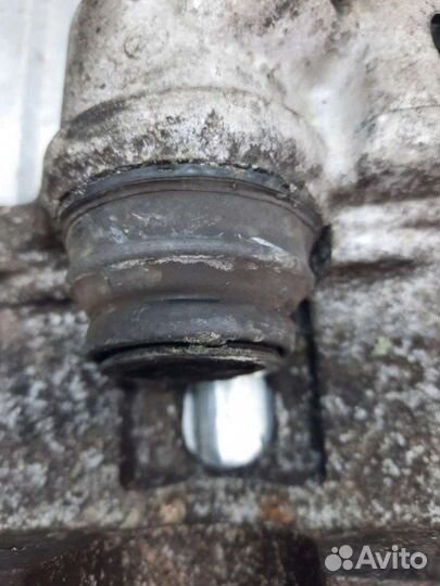 Суппорт тормозной задний левый Ford C-Max 1