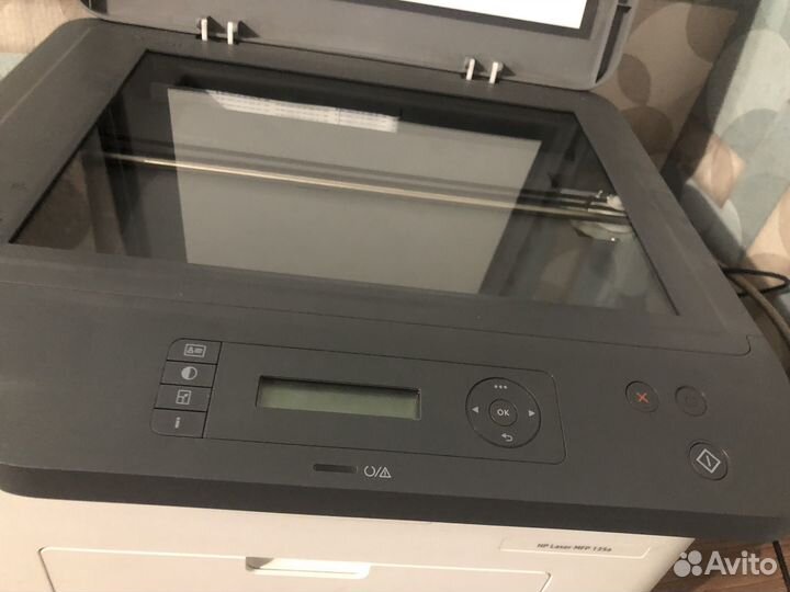 Продам принтер лазерный HP Laser MFP 135а series