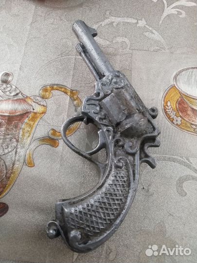 Игрушечный пистолет алюминиевый СССР