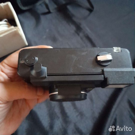 Плёночный фотоаппарат со вспышкой Эликон