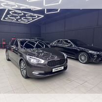 Kia Quoris 3.8 AT, 2014, 158 000 км, с пробегом, цена 2 100 000 руб.