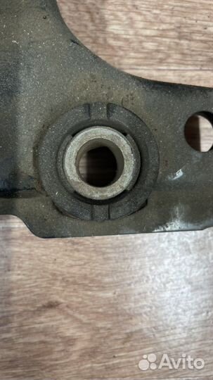 Балка подмоторная мазда 3BK