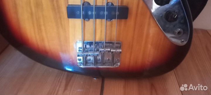 Бас гитара ashtone
