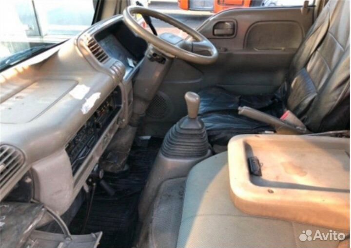 Кабина, по запчастям Isuzu Elf NKR66ED 4HF1 1996