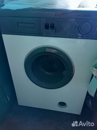 Продам стиральную машину Вятка автомат бу