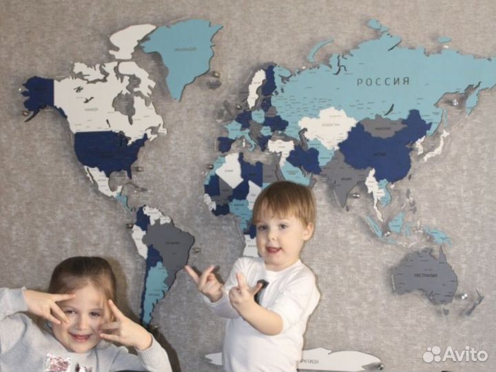 Карта мира из дерева на стену