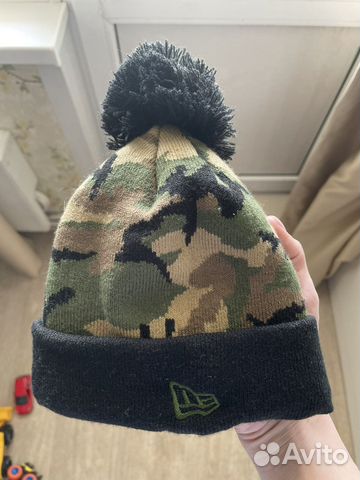 Шапка демесезонная с помпоном