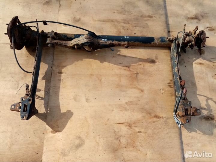 Балка задняя Nissan Almera N 16