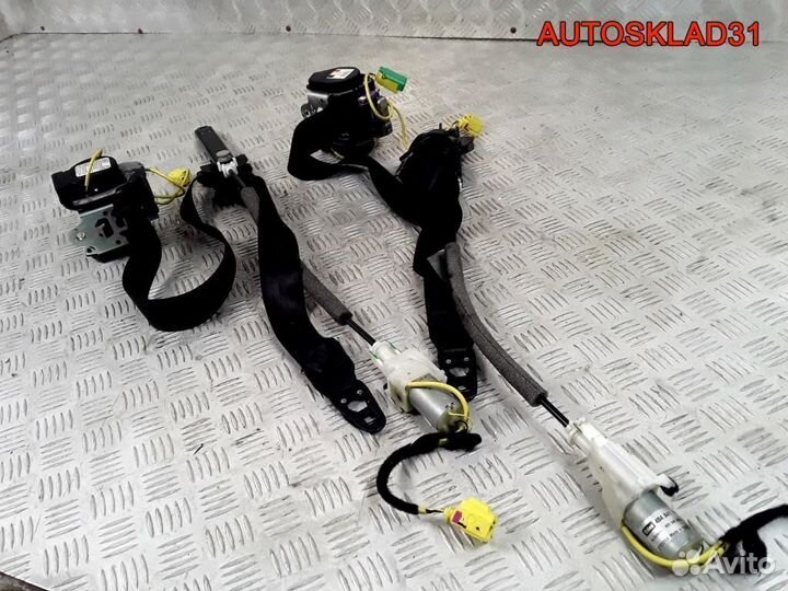 Ремень безопасности передний VW Touareg 7L6857705B