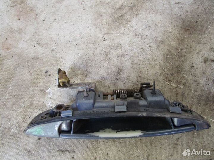 Ручка наружная двери задней левая Kia RIO 2005-201