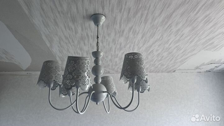 Люстра и 2 настенных светильника бра