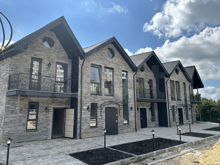 Таунхаус 168,9 м² на участке 2,5 сот.