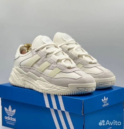 Кроссовки женские adidas