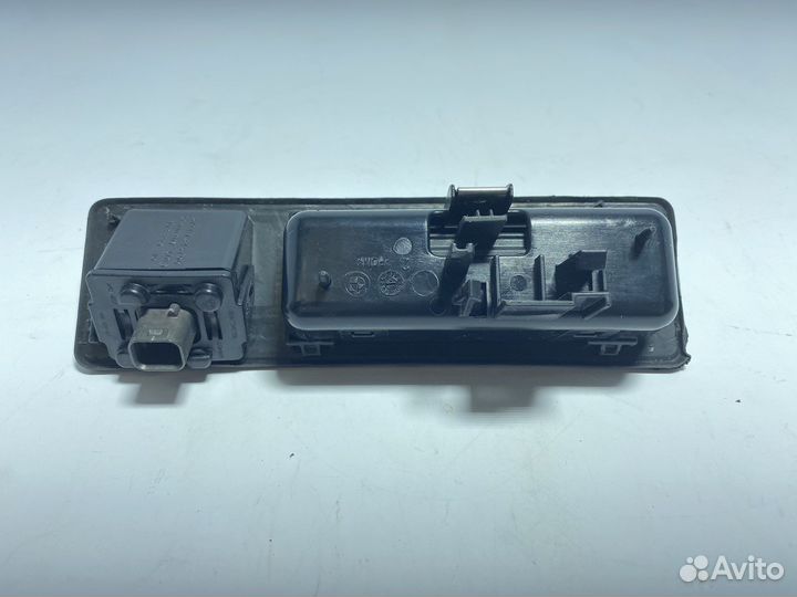 Камера заднего вида с кнопкой багажника BMW X5 F15