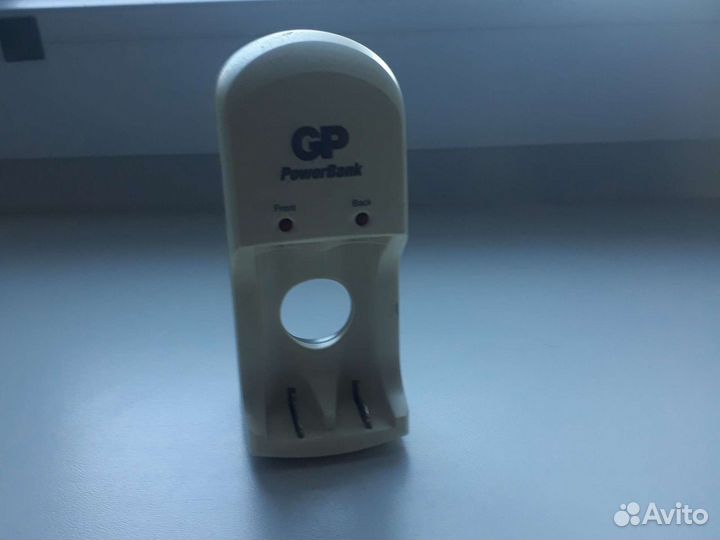 Зарядка для аккумуляторных батареек