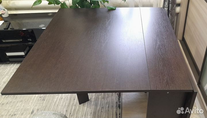 Стол-книжка