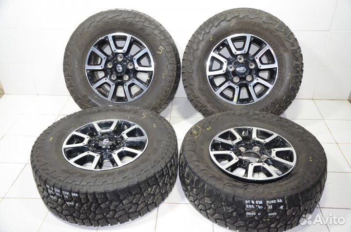 Комплект колес Toyota Tundra USK56 295/70/18
