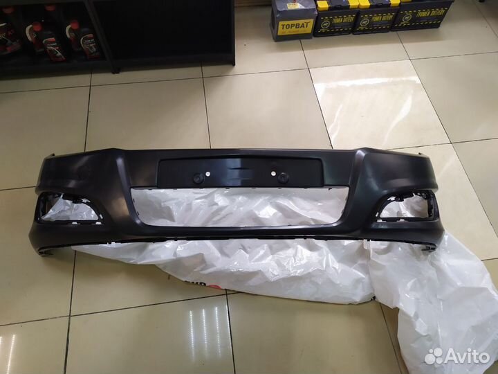 Бампер передний на Opel