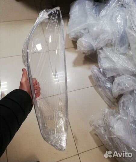 Стекло фары Porshe, Range-Rover, Volkswagen, Ford