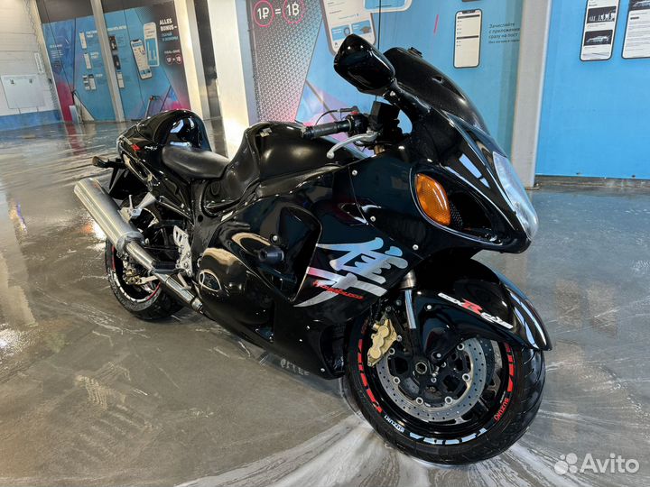 Suzuki GSX1300R Hayabusa