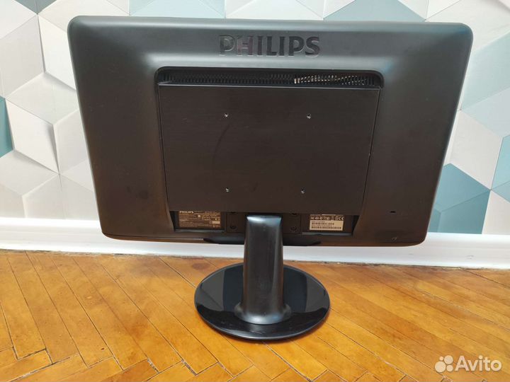 Монитор Philips 20 диагональ