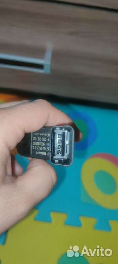 Датчик давления воздуха F01R00E010 Bosch