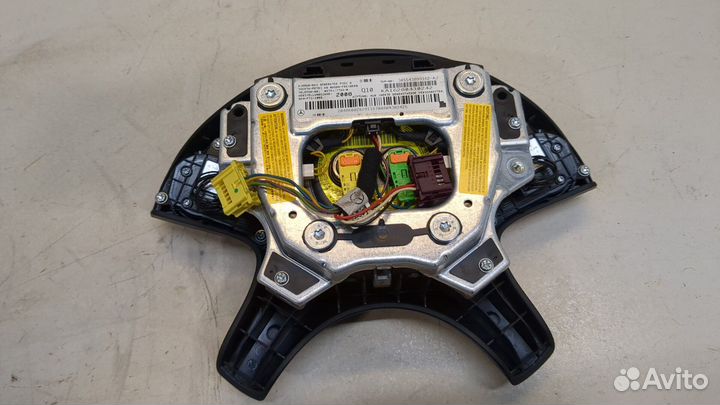 Подушка безопасности водителя Mercedes C W204, 2008