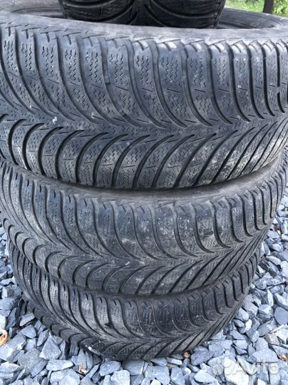 Goodyear UltraGrip 195/60 R15