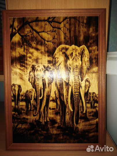 Портрет по фото на дереве