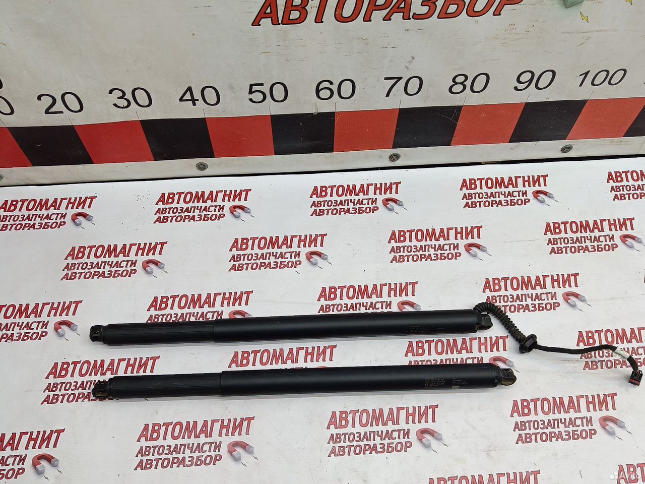 Амортизатор крышки багажника Exeed LX Эксид LX