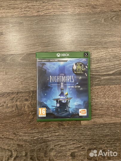 Xbox One X 1 tb и игры