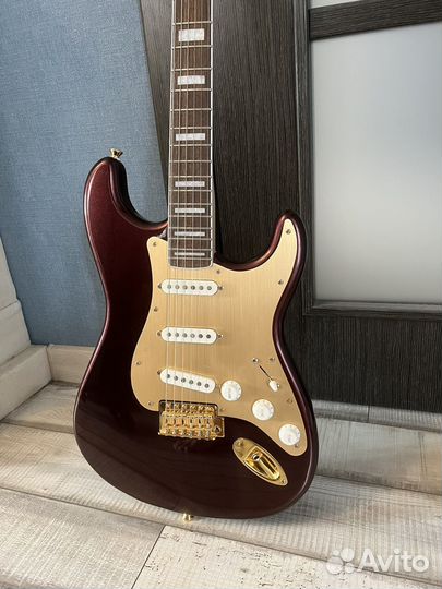 Электрогитара 40th Stratocaster Gold Red