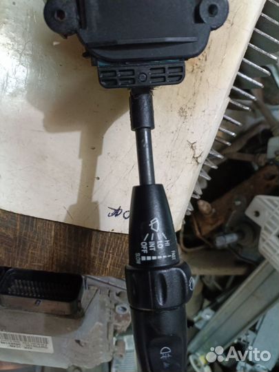 Подрулевой переключатель Chevrolet Aveo Т255