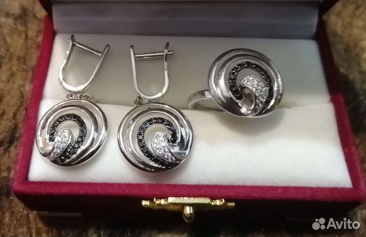Серебряный набор серьги и кольцо