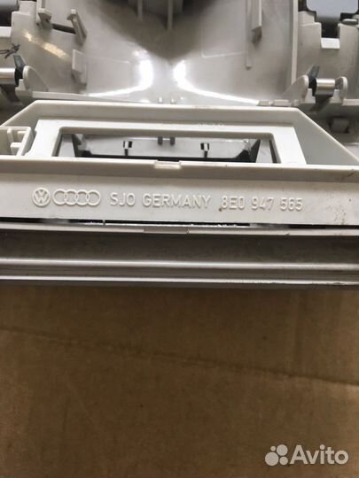 Салоный плафон передний Audi A3 8P(3505)