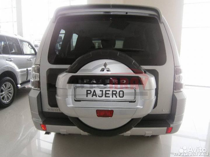 Бокс запасного колеса Mitsubishi Pajero 4