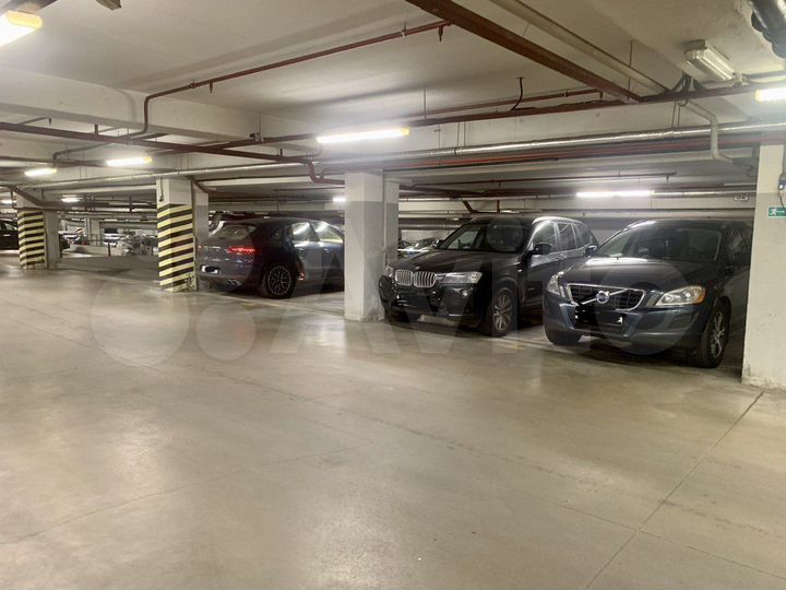 Машиноместо, 28 м²