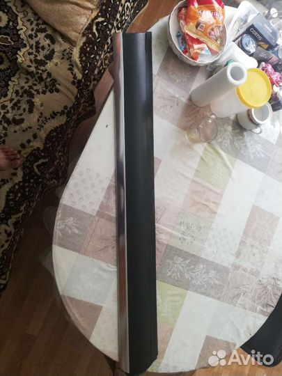 Накладка,Молдинг левой задней двери туарег