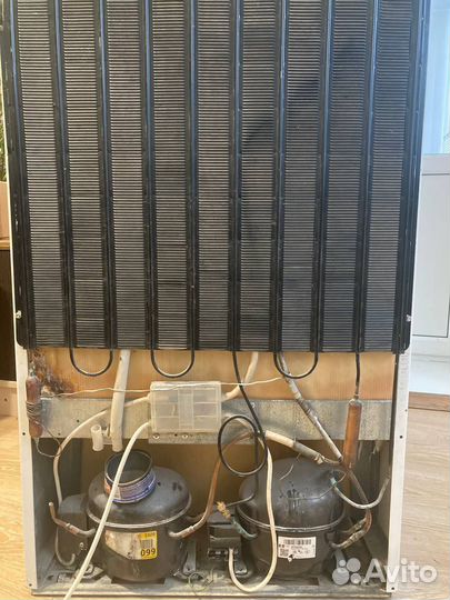 Холодильник бу stinol