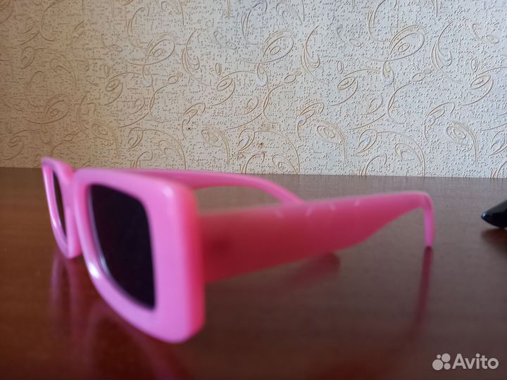 Солнцезащитные очки