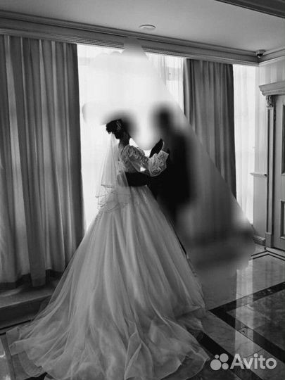 Свадебное платье 44 46 со шлейфом